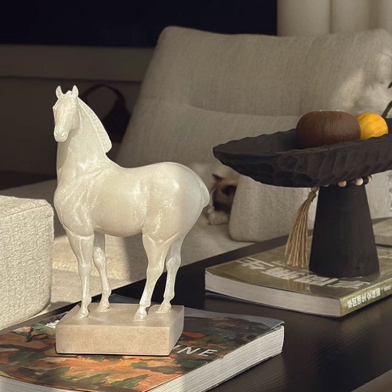 Horse Statue Decor Resin Horse - đánh giá và giá Office Furniture Rental